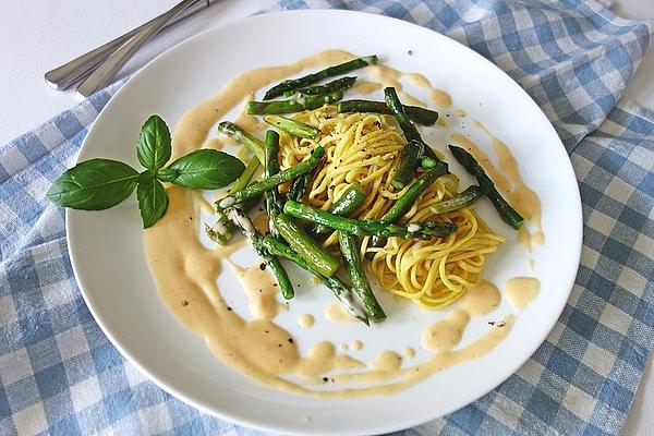 Green Asparagus with Spaghetti