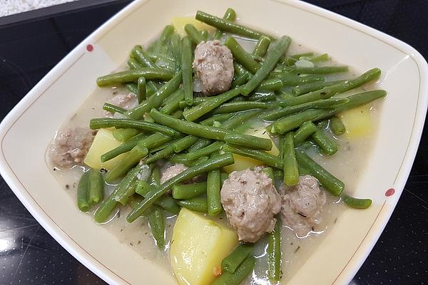 Green Bean Soup with Meatballs
