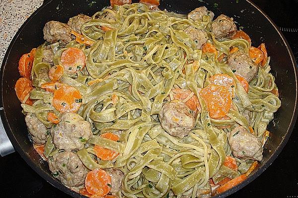 Green Pasta with Meatballs