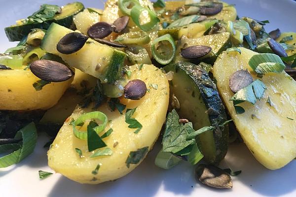 Green Potato Salad with Zucchini and Pumpkin Seeds