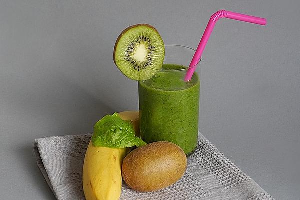 Green Smoothie with Coconut Water