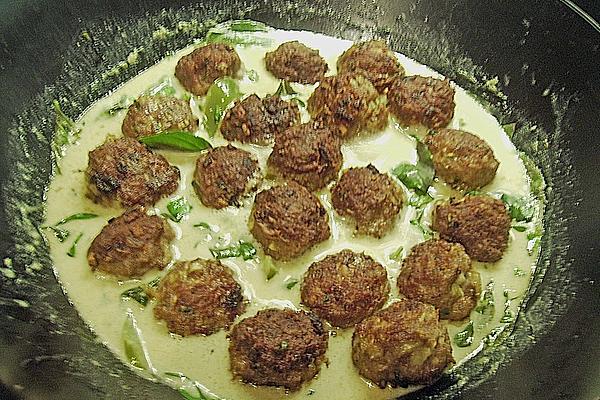 Green Thai Curry with Meatballs