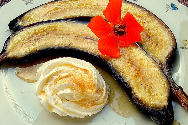 Grilled Banana with Amaretto and Honey