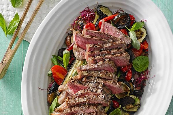 Grilled Eggplant – Zucchini – Salad with Rump Steak