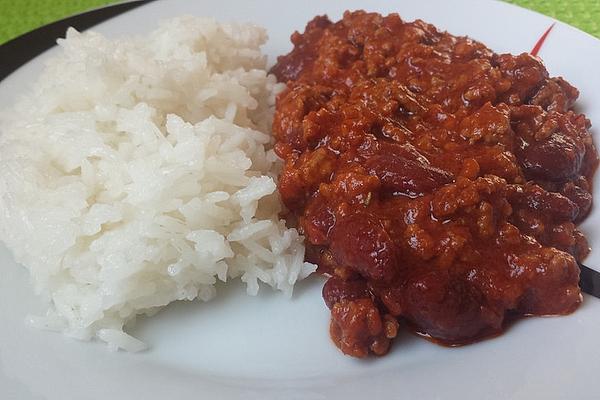 Ground Beef and Kidney Bean Sauce