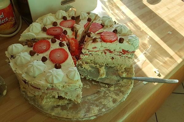 Hazelnut-strawberry-chocolate-ice Chip Cake À La Didi