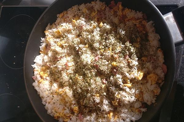 Hearty Breakfast – Rice with Ham and Egg