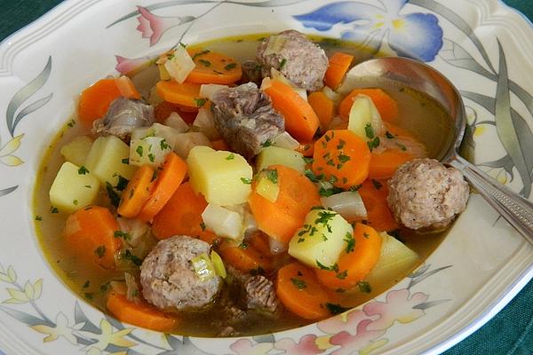 Hearty Carrot Stew À La Mama