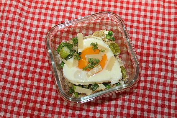 Hearty Porridge with Parmesan and Fried Egg