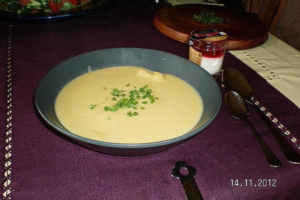 Hearty Turnip Soup with Curry