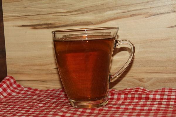 Herbal Tea with Ginger and Apple Cider Vinegar