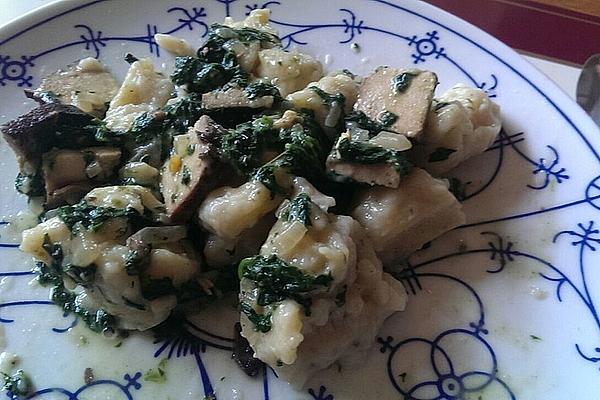Homemade Gnocchi with Smoked Tofu and Mushroom-spinach-cream Sauce