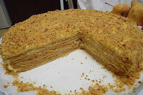 Honey Cake with Semolina Filling