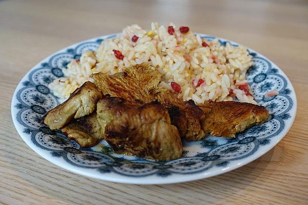 Honey Chicken with Oriental Pistachio Saffron Rice