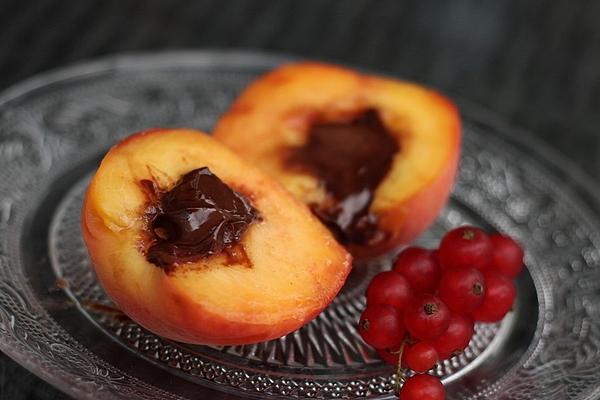 Hot Peaches with Chocolate Filling