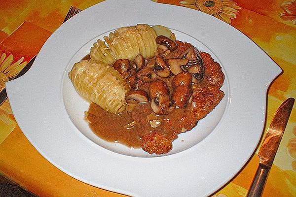 Hubertus – Neck Schnitzel with Leaf Potatoes