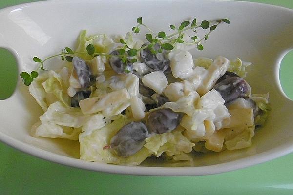 Iceberg Lettuce with Pear and Grapes