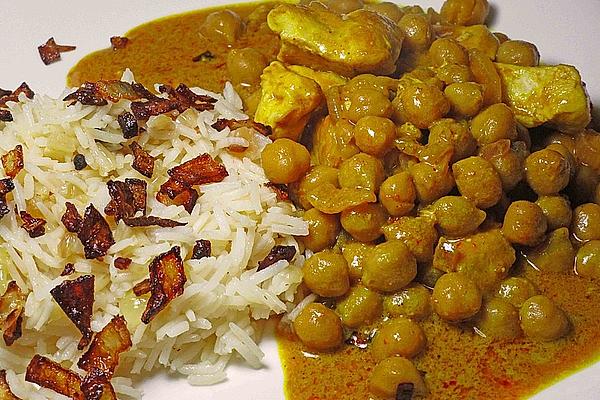 Indian Curry with Chicken and Chickpeas