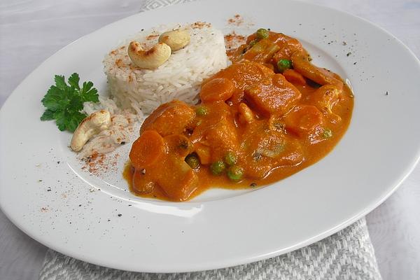 Indian Curry with Chicken, Vegetables and Basmati Rice
