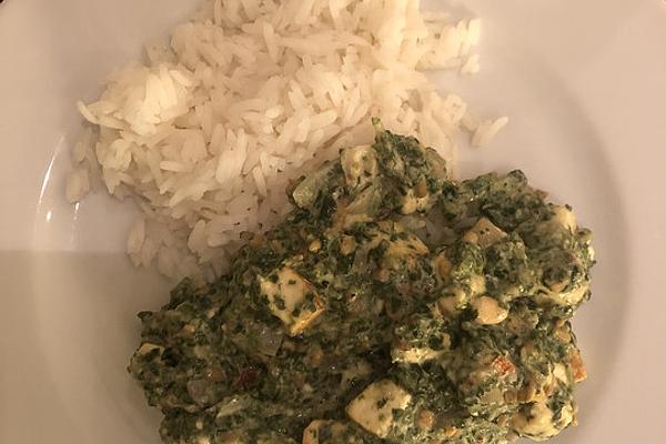 Indian Spinach Curry with Cheese