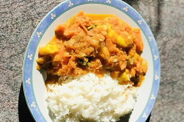 Indian Sweet Potato and Zucchini Chicken Pan