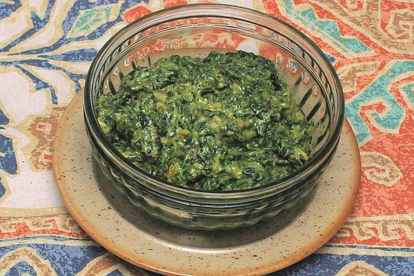 Iranian Spinach Yogurt Dip – Borani Esfenadj