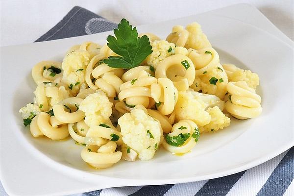 Italian Pasta with Cauliflower