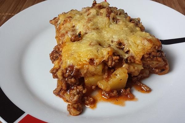 Jacket Potato Gratin with Minced Meat