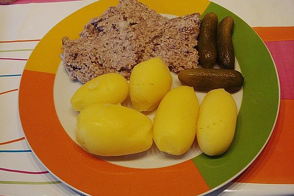 Jacket Potatoes with Liver Sausage