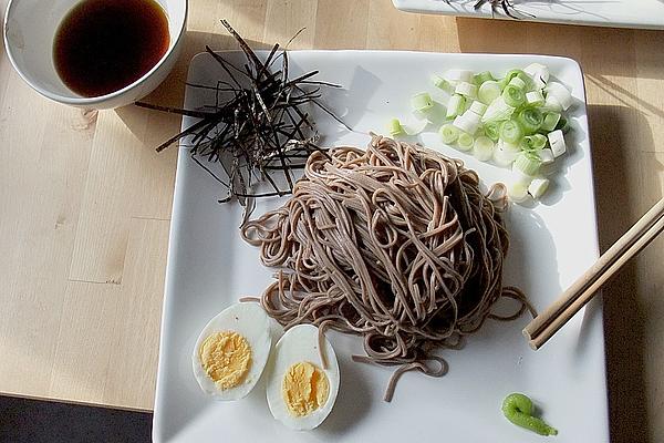 Japanese Cold Buckwheat Noodles with Dip
