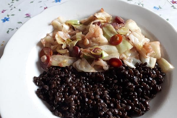 Jaroma Cabbage with Beluga Lentils