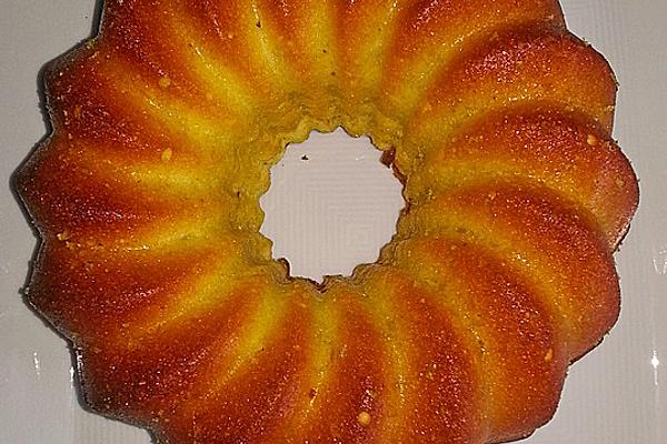 Juicy Organic Spelled Wholegrain Lemon Cake