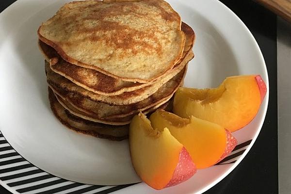 Juicy Pancakes Without Flour and Sugar