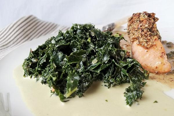 Kale with Sour Cream