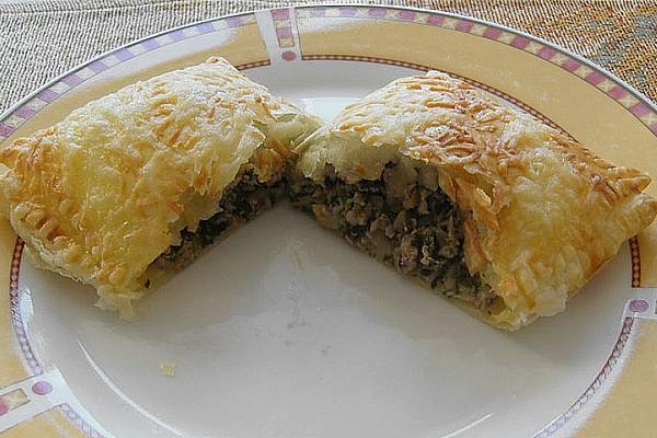 Katrin and Tobis Filled Puff Pastry Pockets