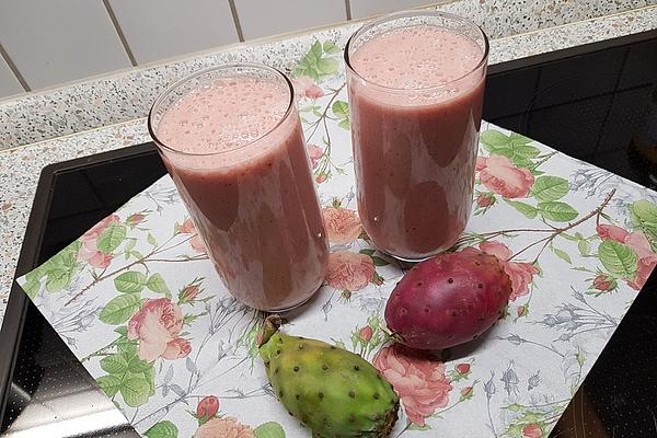 Kiwi Prickly Pear Smoothie