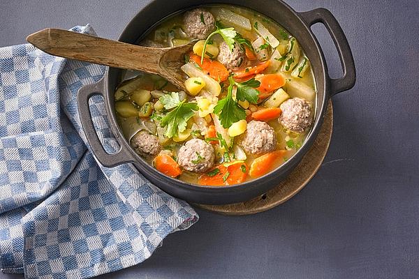 Kohlrabi and Carrot Stew with Meatballs