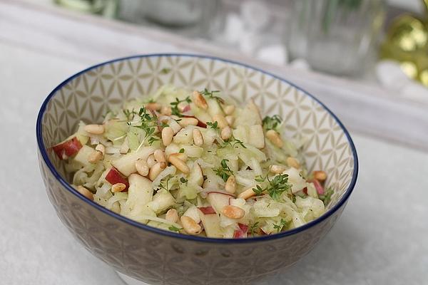 Kohlrabi Apple Salad