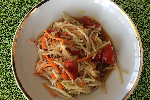 Kohlrabi Salad in Thai Style