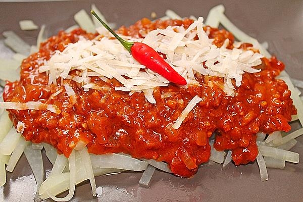 Kohlrabi Spaghetti with Soy Bolognese