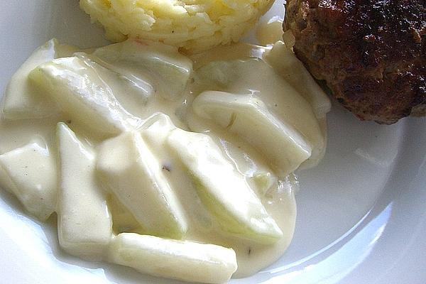 Kohlrabi with Processed Cheese Sauce