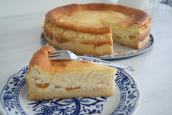 Kristina`s Cheesecake with Apricots