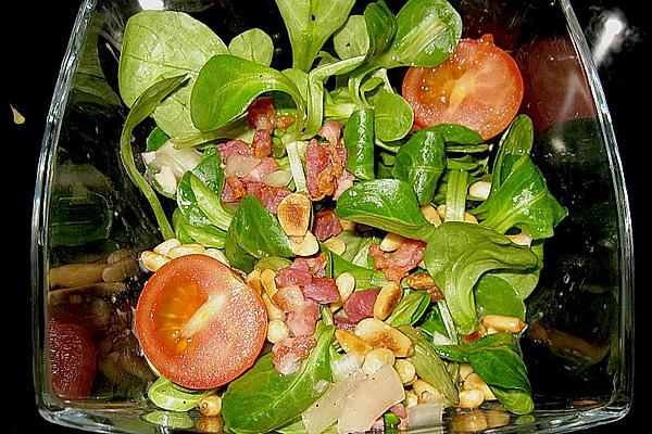Lamb`s Lettuce with Bacon