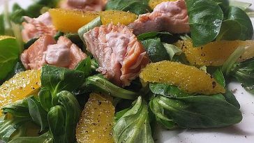 Pickled Tuna on Lamb`s Lettuce with Orange Dressing