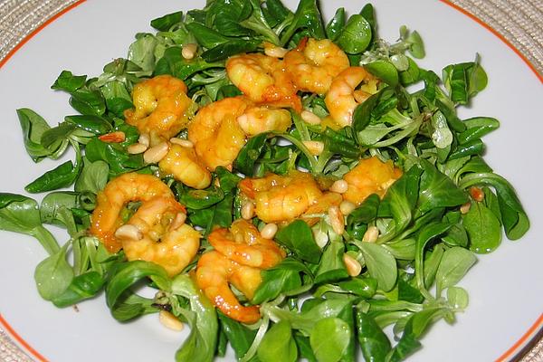 Lamb`s Lettuce with Spicy Marinated Prawns