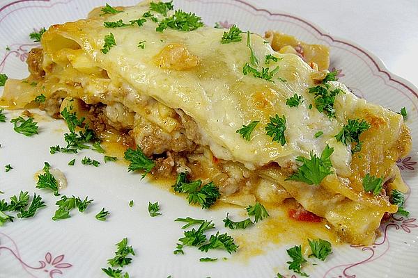 Lasagna with Minced Meat and Apples