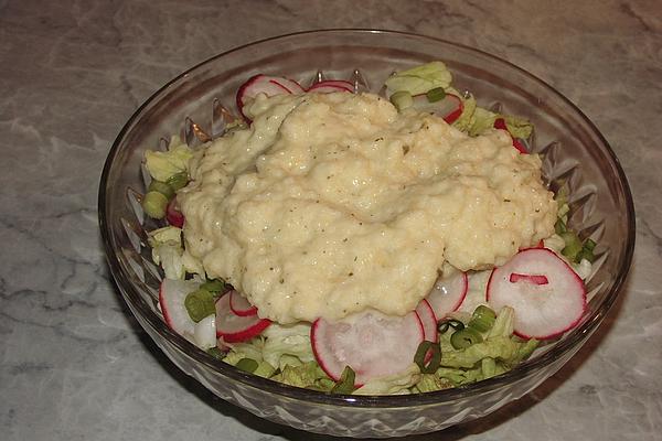 Leaf Salads with Radishes and Apple Dressing