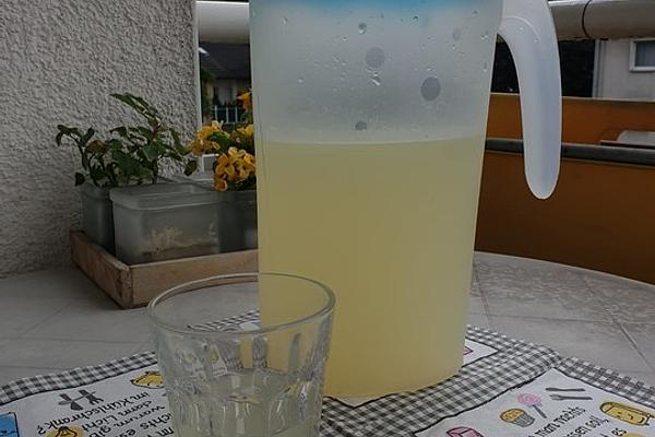 Lebanese Lemonade