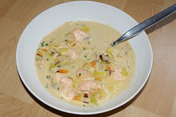 Leek and Salmon Soup for Those Who Want To Diet