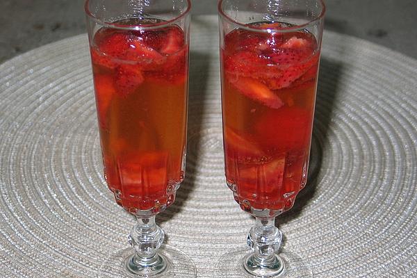 Lemon Champagne Cocktail with Strawberries